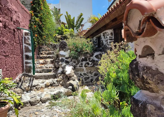 I Miti 12 - Caserio Museo Guest house